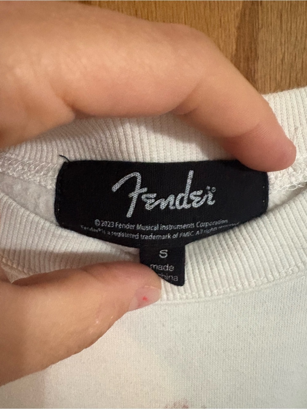 Fender Cream Sweatshirt with Dusty Rose Guitar Graphic - Picture 2 of 2